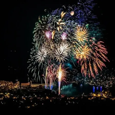 For 3 People * Collioure